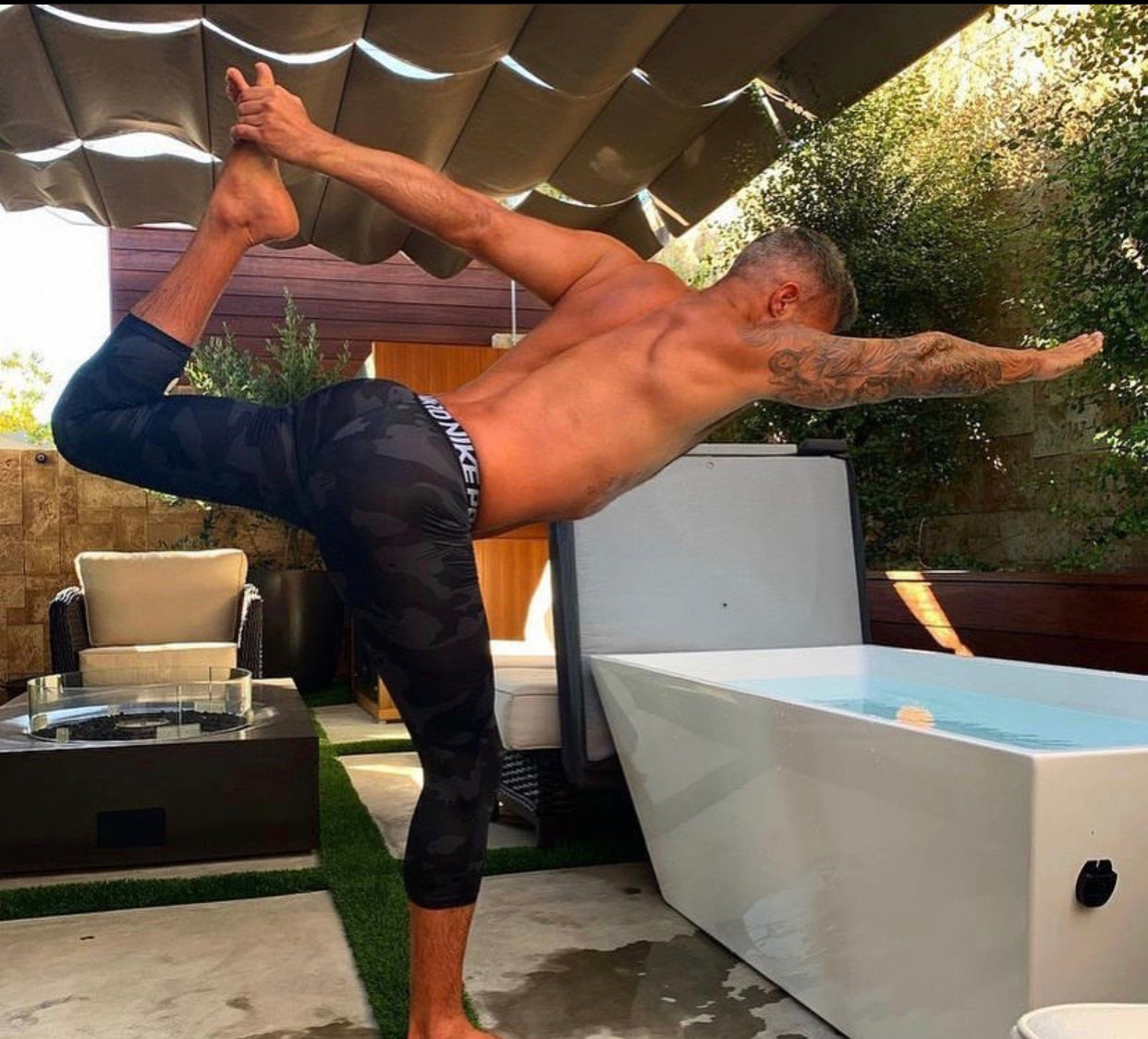 Can Ice Baths Help With Weight Loss? Science, Benefits, and Myths