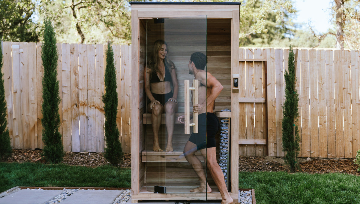 Plunge Sauna Mini heat therapy session
