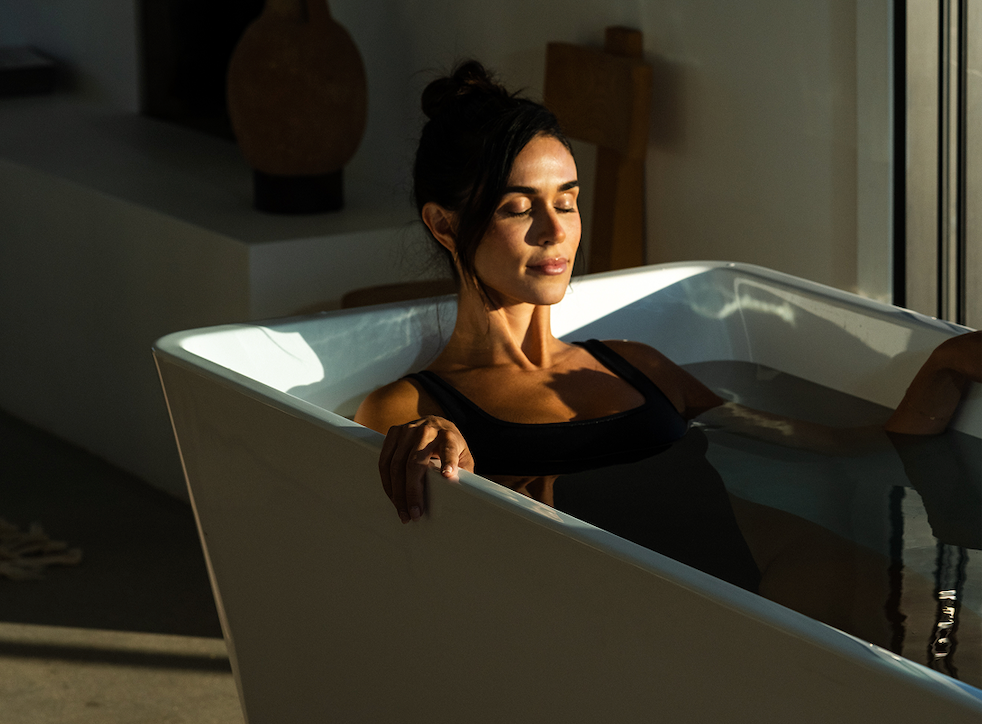 Ice Bath Before Bed: Does it Help Sleep?