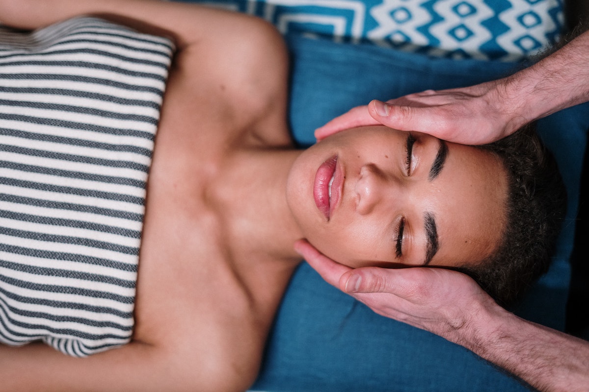 Are Saunas Good for Your Skin? 6 Benefits of Sweating it Out