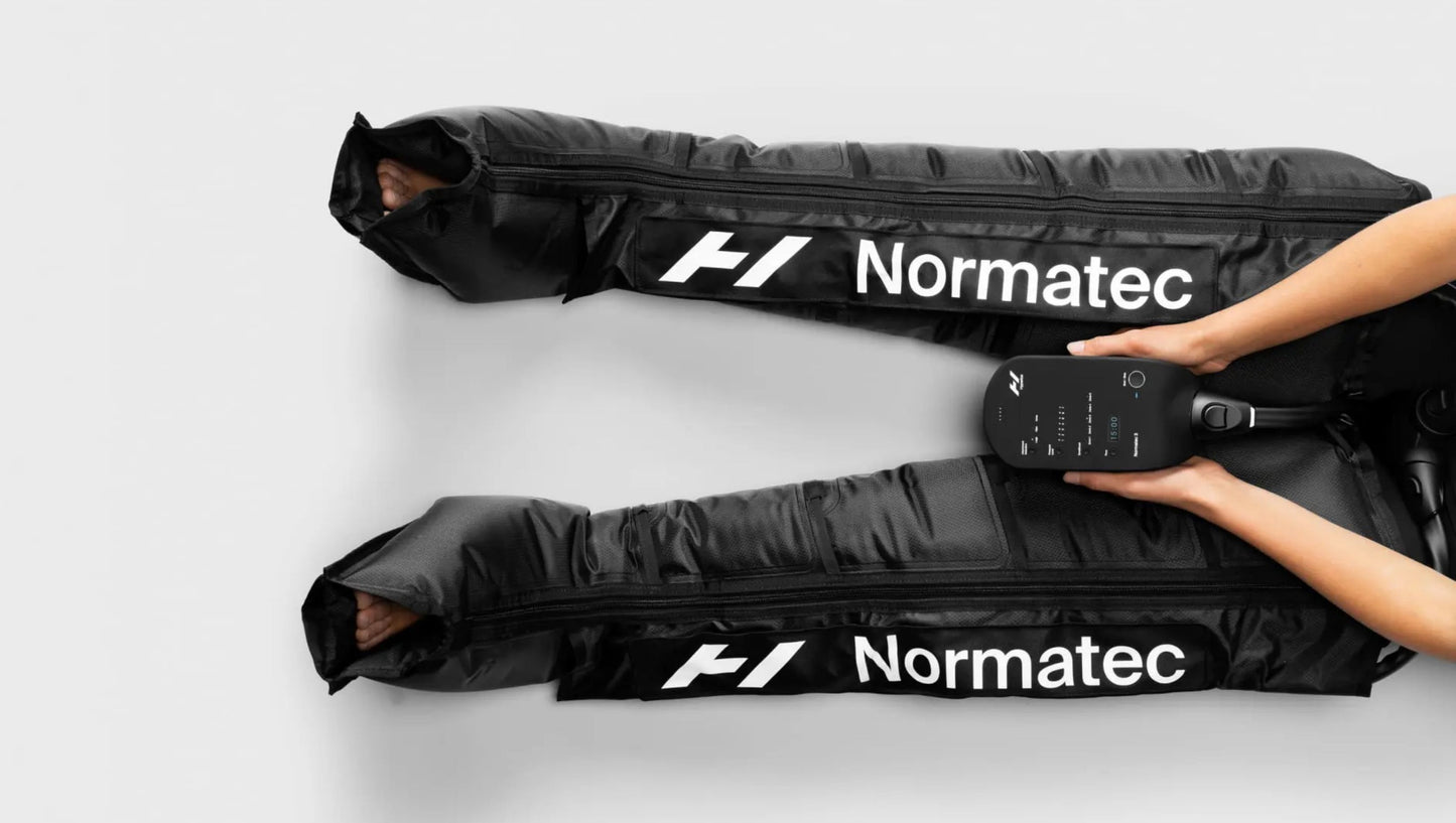 Plunge + Free Normatec 3 Legs by Hyperice bundle